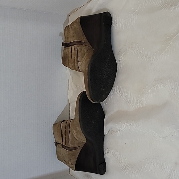 Franco Sarto Women's Ankle Booties Size 7.5  Tan - Picture 4 of 8